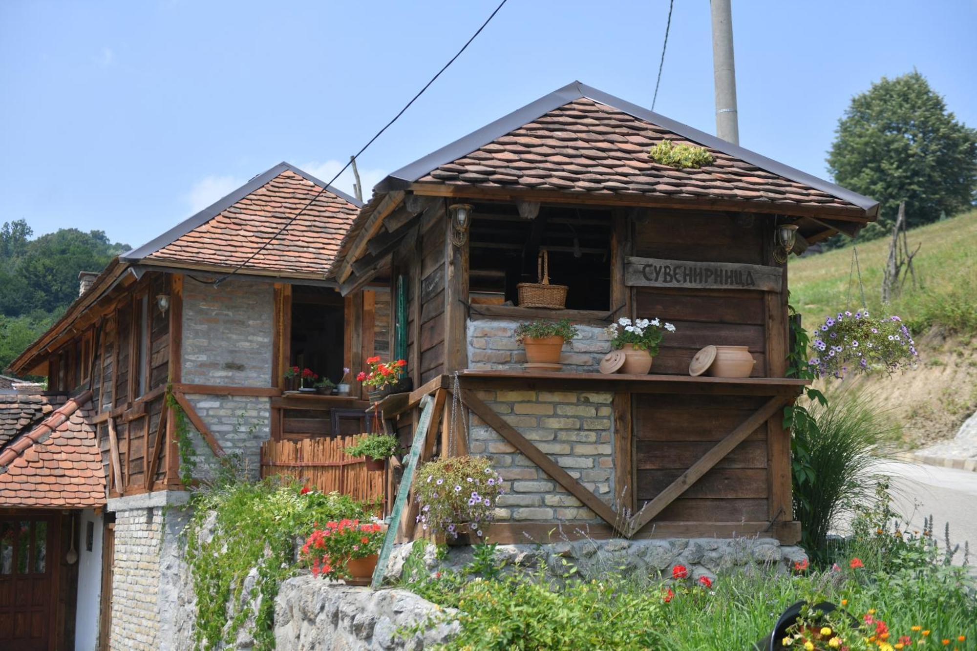 Konak Dobri Potok Krupanj Exterior photo